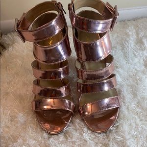 Metallic chunky heel sandals